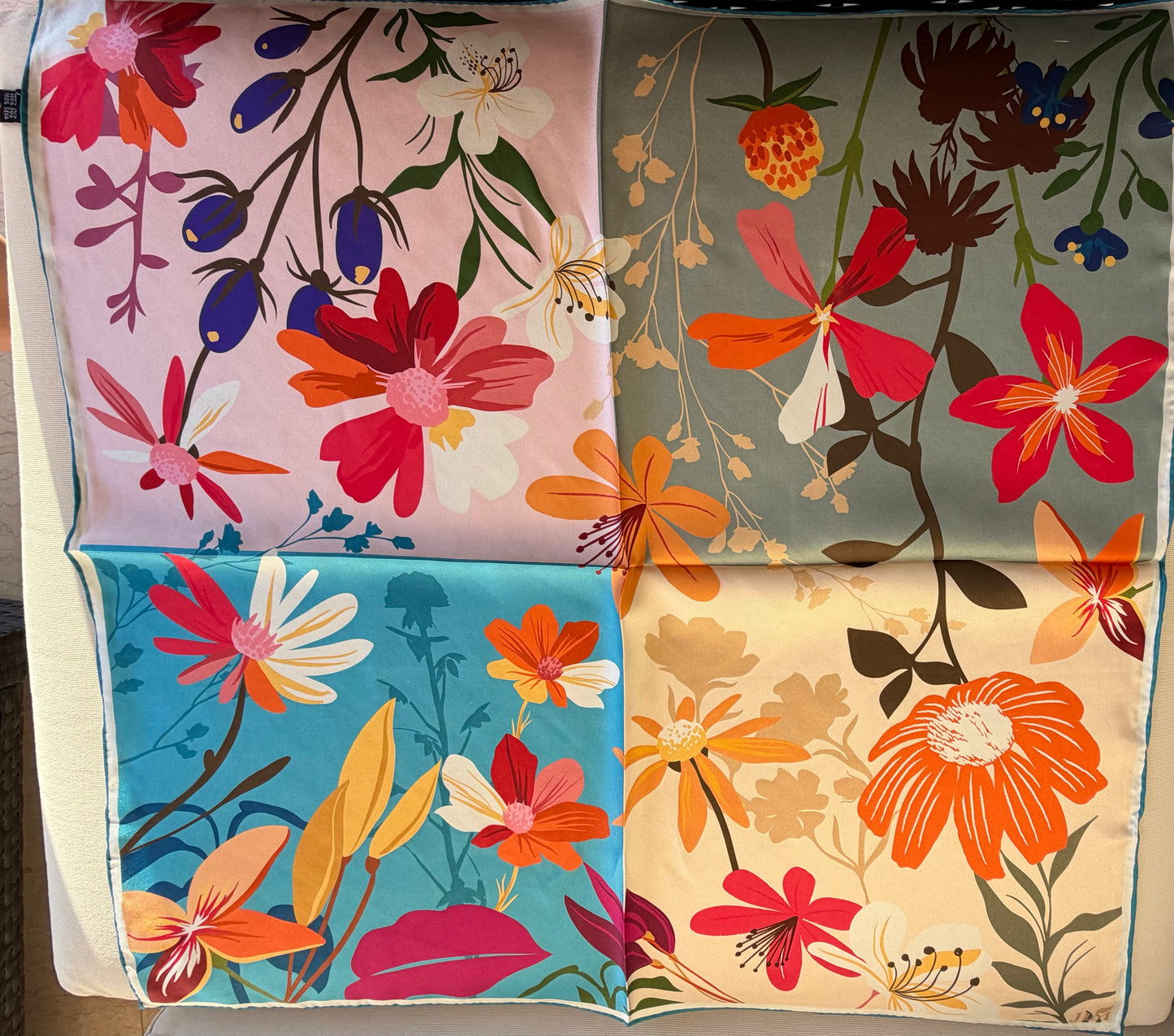 Floréa Luxury Silk Scarf- Carré 65
