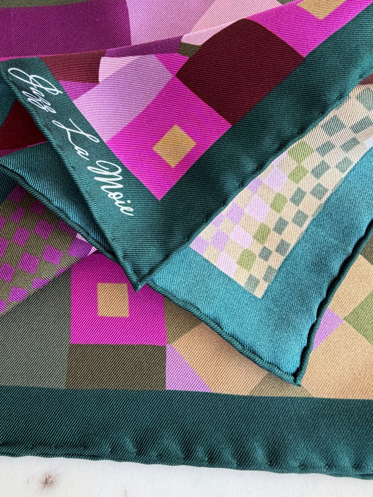 Mosaïque Rosée- Silk Carré 53